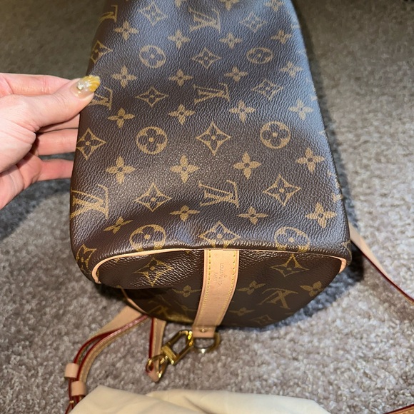 Louis Vuitton Brown and Tan Monogram Set - Picture 4 of 8